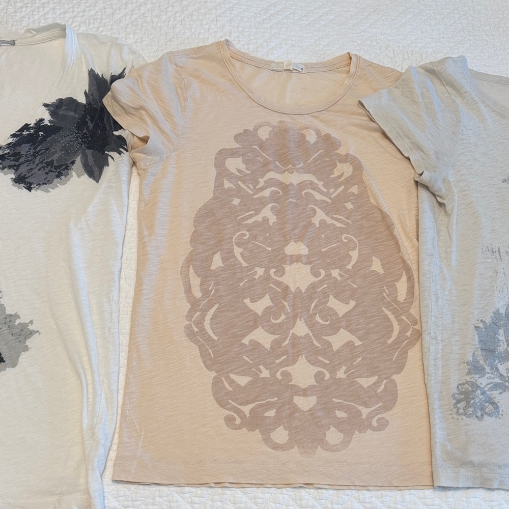 4 Women’s Short Sleeve Graphic Tees, JCrew, M - Picture 5 of 7